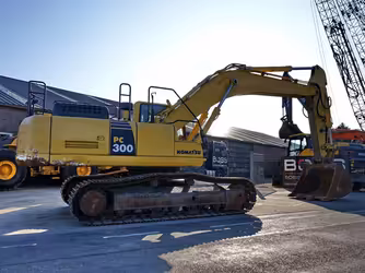 Generation-Komatsu PC300 Medium excavators-exterior