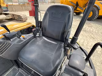 Generation-Cat 303 Mini excavators-interior