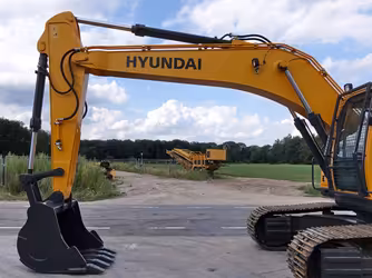 Generation-Hyundai  R215 Medium excavators-attachments