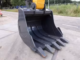 Generation-Hyundai  R215 Medium excavators-attachments